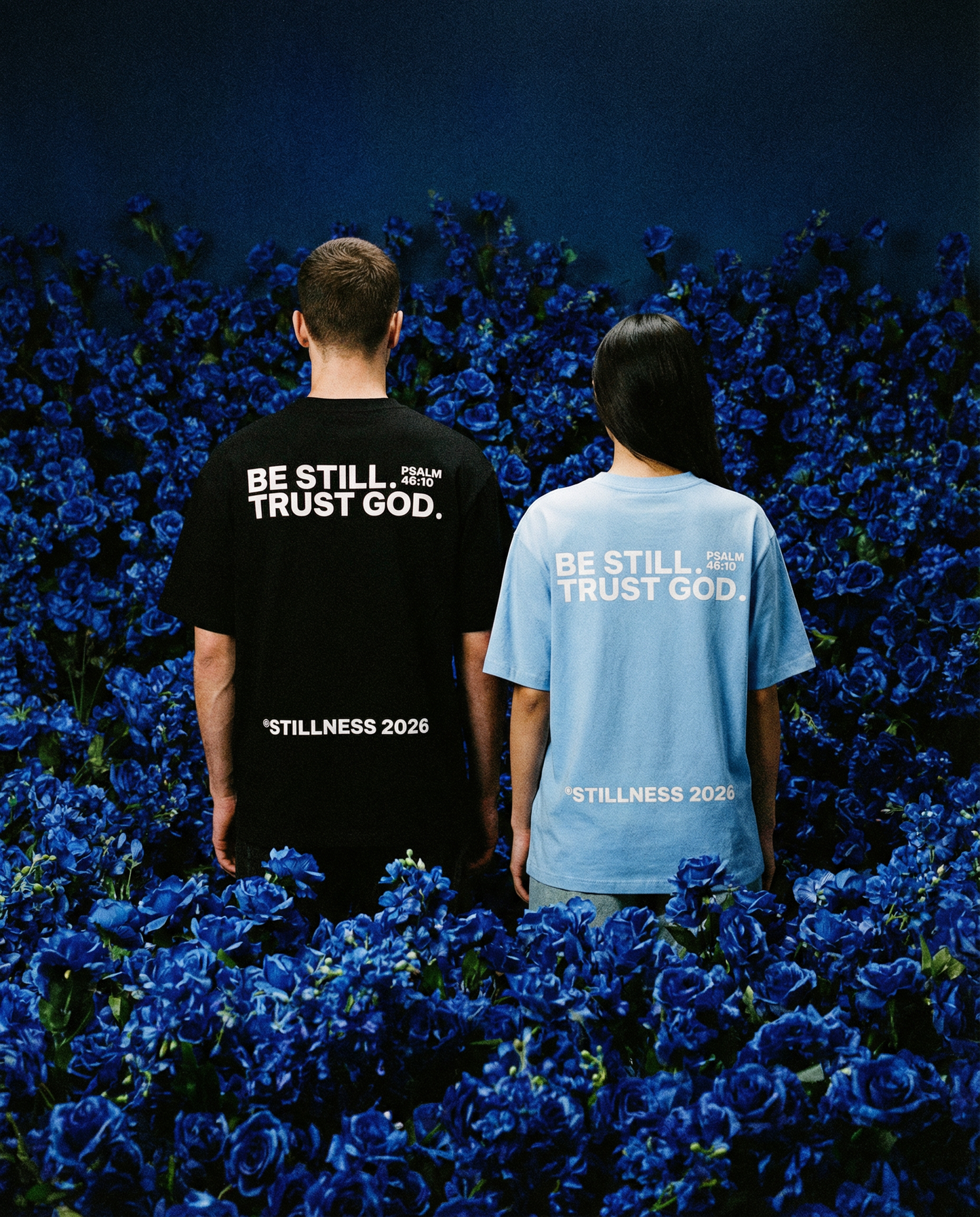 BE STILL. TRUST GOD. ohne Jesuskreuz - Essential Cotton T-Shirt